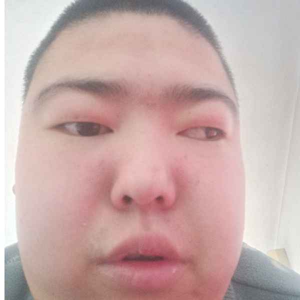 23岁岁内蒙古单身帅哥 - 池州吉缘网