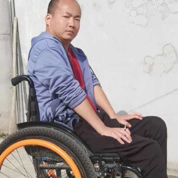 37岁岁陕西单身帅哥 - 池州吉缘网