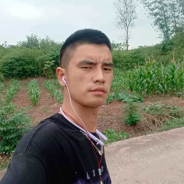 35岁岁四川单身帅哥 - 池州吉缘网