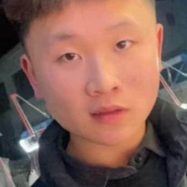 22岁岁河南单身帅哥 - 池州吉缘网