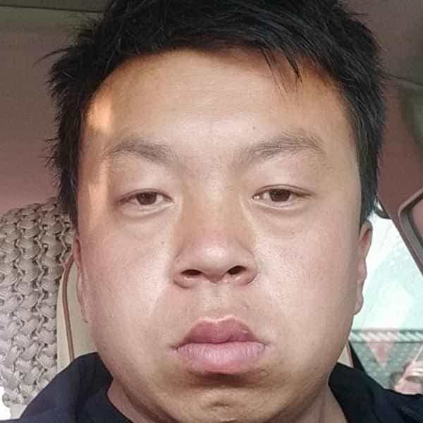 32岁岁内蒙古单身帅哥 - 池州吉缘网